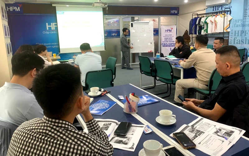 HPM tổ chức đào tạo chuyển đổi số dành cho lãnh đạo với mô hình ứng dụng thực tiễn 