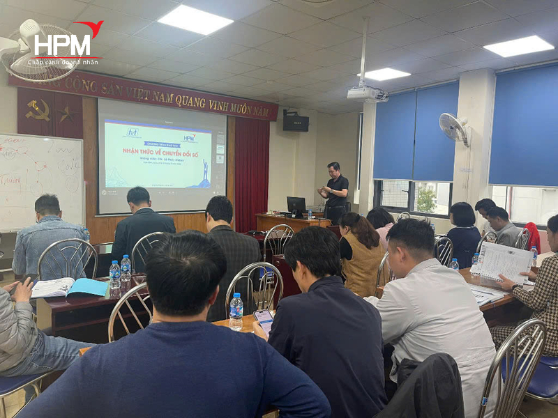 Đào tạo nhận thức chuyển đổi số trong doanh nghiệp sản xuất tại miền Bắc 