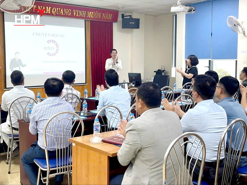 Lớp đào tạo chuyển đổi số nội bộ tại doanh nghiệp xây dựng 