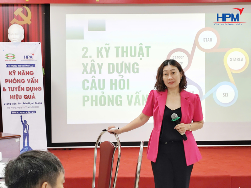 Buổi chia sẻ chuyên sâu về đào tạo kỹ năng phỏng vấn tuyển dụng 