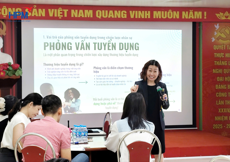 Học viên tham gia đào tạo kỹ năng phỏng vấn tuyển dụng tại HPM 