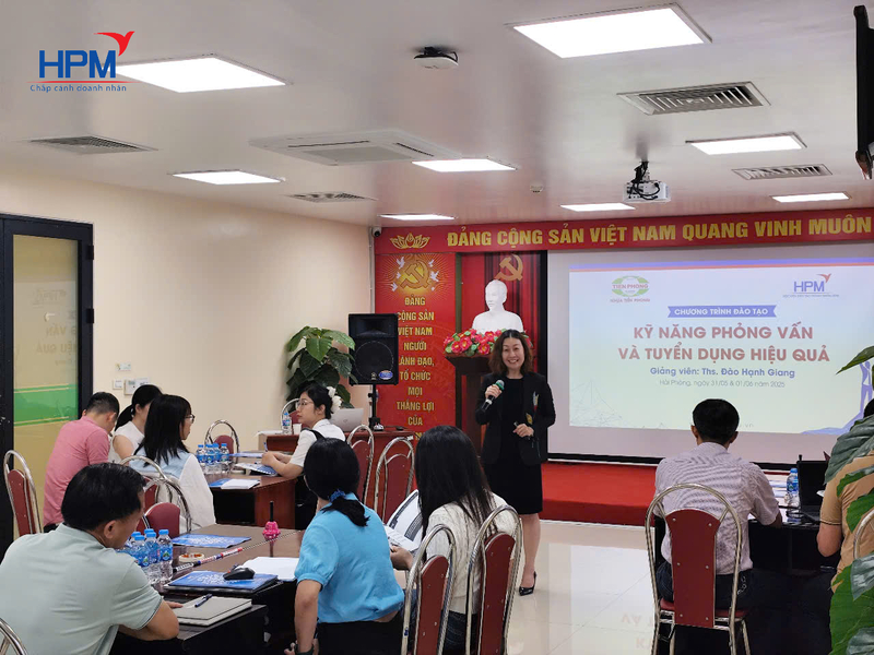 Đào tạo kỹ năng phỏng vấn tuyển dụng cho đội ngũ nhân sự tại Nhựa Tiền Phong 