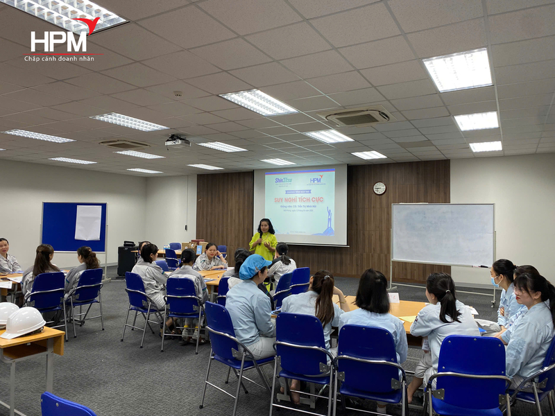 Khóa học tư duy tích cực giúp nâng cao tinh thần làm việc cho đội ngũ nhân sự 
