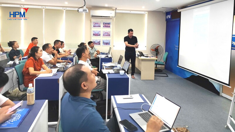 Thực hành làm video tại Lớp học AI tại Hải Phòng