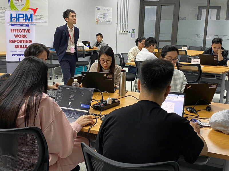 Hướng dẫn cách trình bày số liệu trong báo cáo PowerPoint