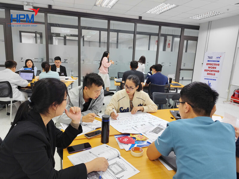 Kỹ năng viết báo cáo dành cho sinh viên và người đi làm