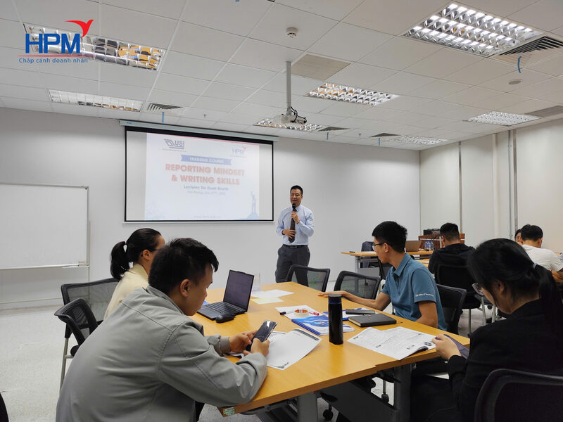 Học kỹ năng viết báo cáo để nâng cao khả năng trình bày