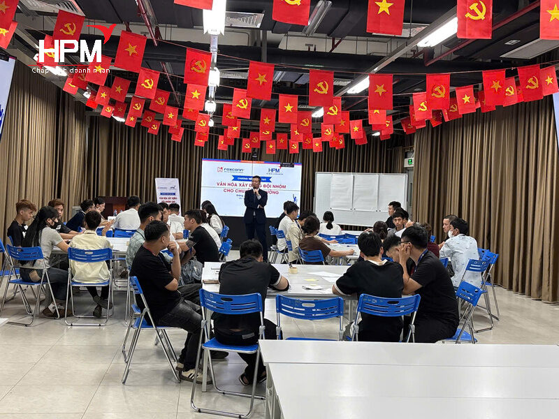 Đào tạo Chuyền trưởng sản xuất tại Foxconn Việt Nam