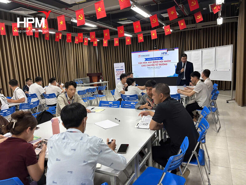 Đào tạo Chuyền trưởng sản xuất tại Foxconn Việt Nam