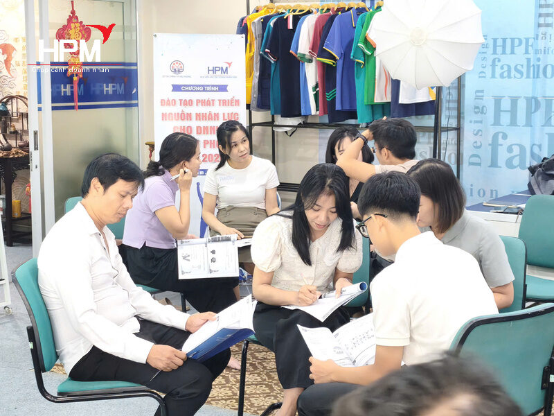 Khóa học kỹ năng thuyết trình chuyên nghiệp 