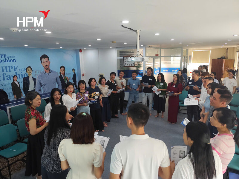 Khóa học kỹ năng thuyết trình chuyên nghiệp 