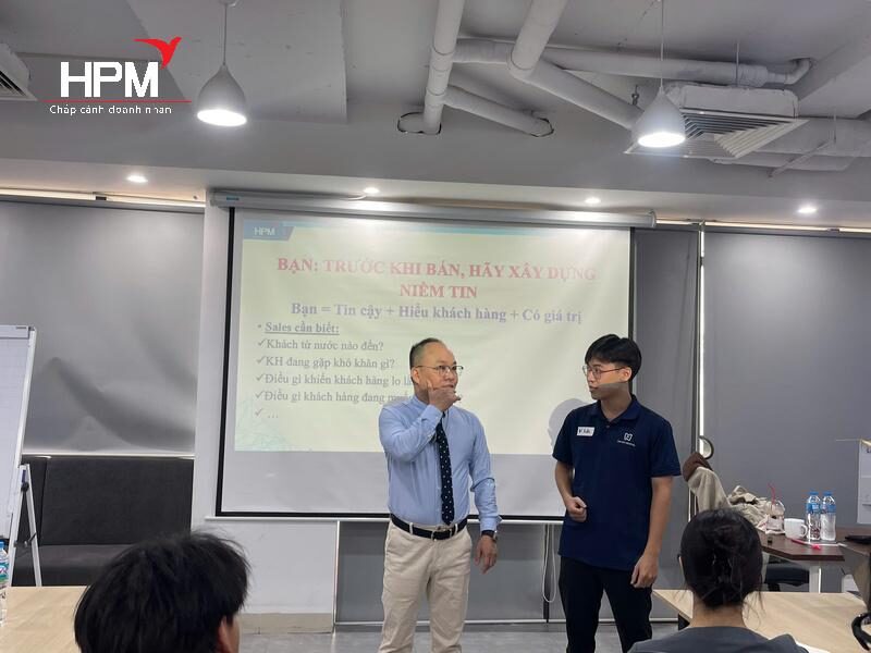 HPM khai giảng khóa kỹ năng tư vấn và bán hàng nha khoa chuyên nghiệp tại Nha khoa Smart HPM khai giảng khóa kỹ năng tư vấn và bán hàng nha khoa chuyên nghiệp tại Nha khoa Smart