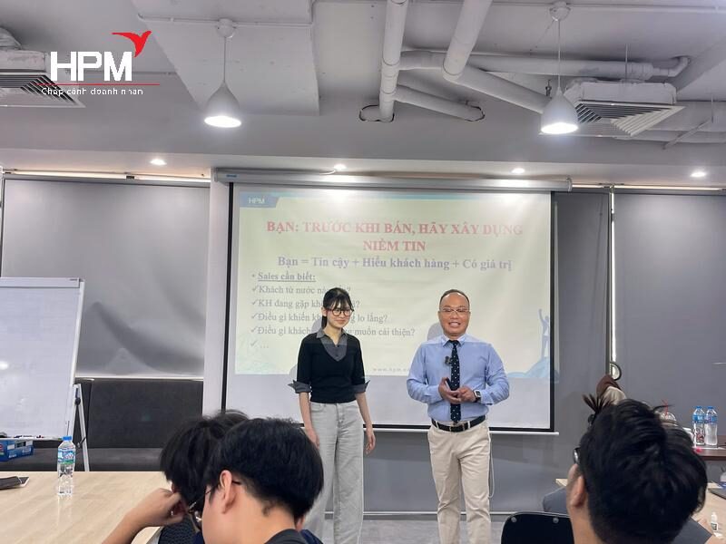HPM khai giảng khóa kỹ năng tư vấn và bán hàng nha khoa chuyên nghiệp tại Nha khoa Smart HPM khai giảng khóa kỹ năng tư vấn và bán hàng nha khoa chuyên nghiệp tại Nha khoa Smart