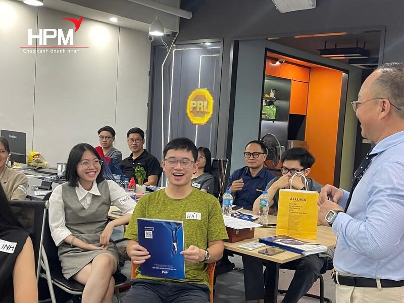 HPM khai giảng khóa kỹ năng tư vấn và bán hàng nha khoa chuyên nghiệp tại Nha khoa Smart HPM khai giảng khóa kỹ năng tư vấn và bán hàng nha khoa chuyên nghiệp tại Nha khoa Smart