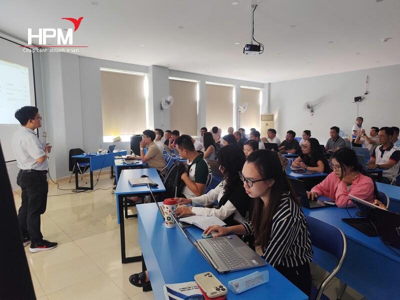 Khóa học Claude AI Hải Phòng cho người đi làm và nhà quản lý 