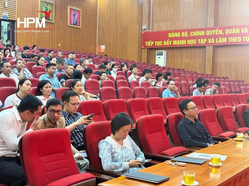 Mục tiêu bứt phá của khóa đào tạo ứng dụng AI trong chuyển đổi số doanh nghiệp Mục tiêu bứt phá của khóa đào tạo ứng dụng AI trong chuyển đổi số doanh nghiệp