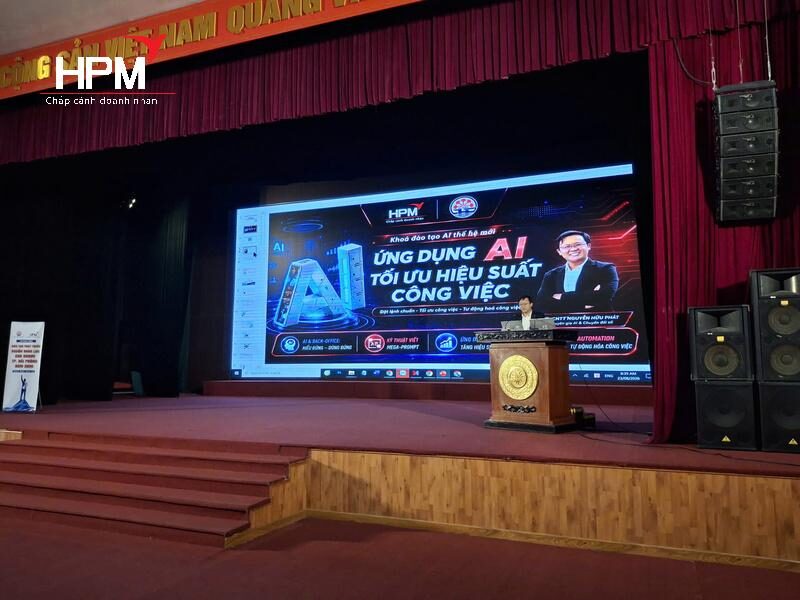 Ứng dụng AI trong chuyển đổi số doanh nghiệp - Thực hành xây dựng trợ lý AI Ứng dụng AI trong chuyển đổi số doanh nghiệp - Thực hành xây dựng trợ lý AI