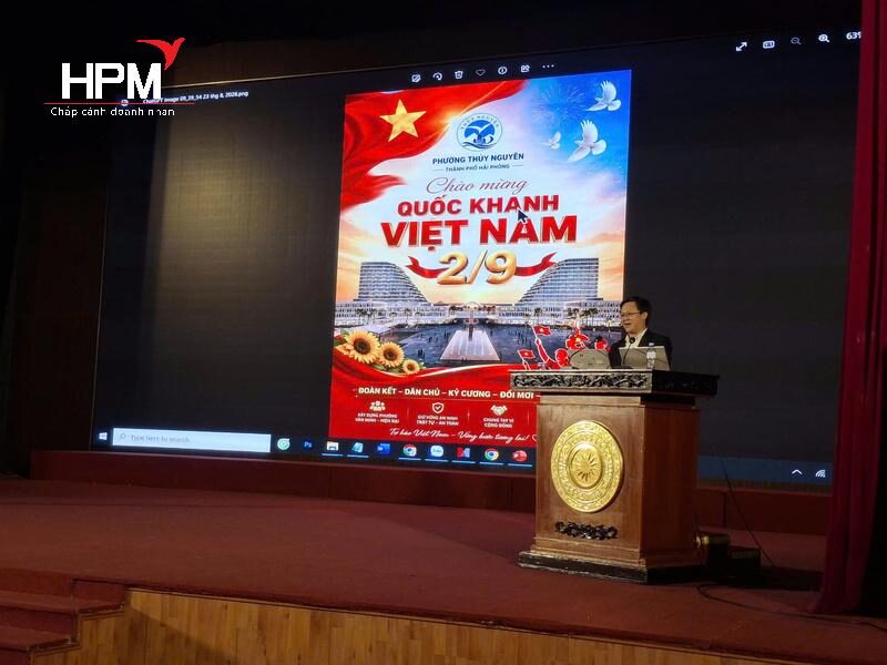 Ứng dụng AI trong chuyển đổi số doanh nghiệp - Thực hành xây dựng trợ lý AI Ứng dụng AI trong chuyển đổi số doanh nghiệp - Thực hành xây dựng trợ lý AI