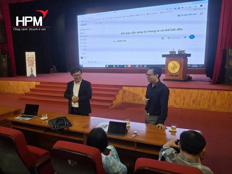 Ứng dụng AI trong chuyển đổi số doanh nghiệp - HPM hợp tác đào tạo tại Thủy Nguyên Ứng dụng AI trong chuyển đổi số doanh nghiệp - HPM hợp tác đào tạo tại Thủy Nguyên