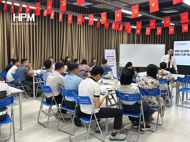 Năng lực quản lý cấp phòng - HPM hợp tác đào tạo tại Foxconn