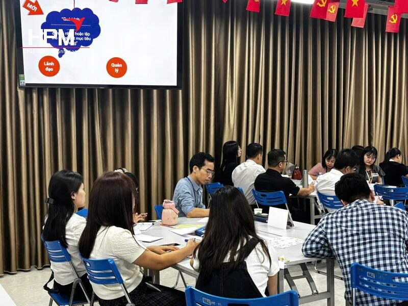 Năng lực quản lý cấp phòng - HPM hợp tác đào tạo tại Foxconn